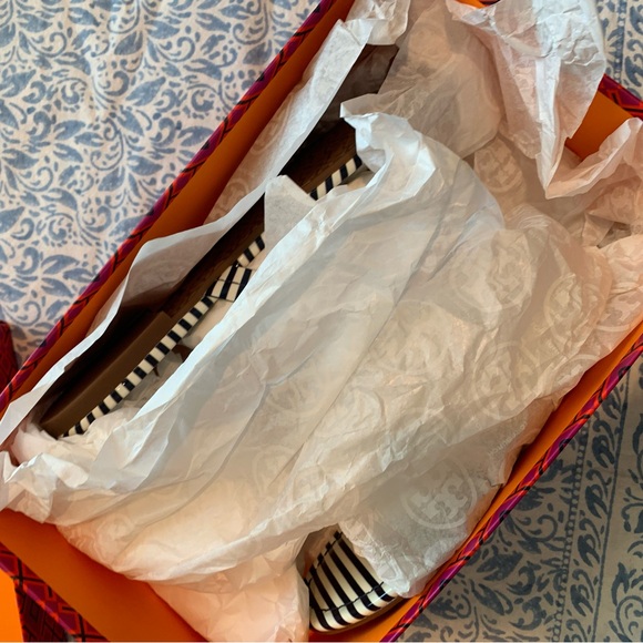 Tory Burch Striped Navy and White Sandals - Picture 3 of 4